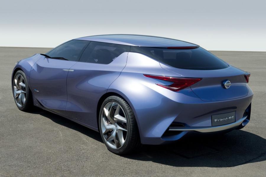  Nissan Friend-Me 2013 года  (фото 29 из 38)